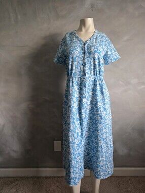 The Vermont Country Store Women’s Fresh Florals Cotton Knit A-Line Midi S Button